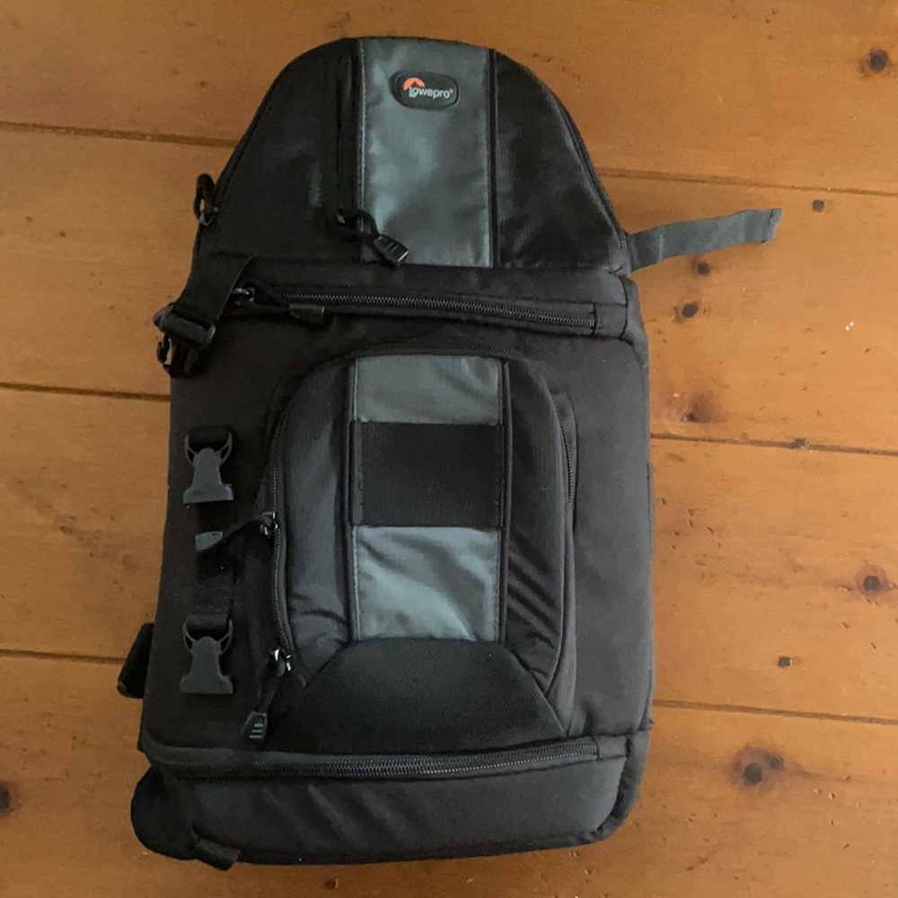 NWT Lowepro camera bag